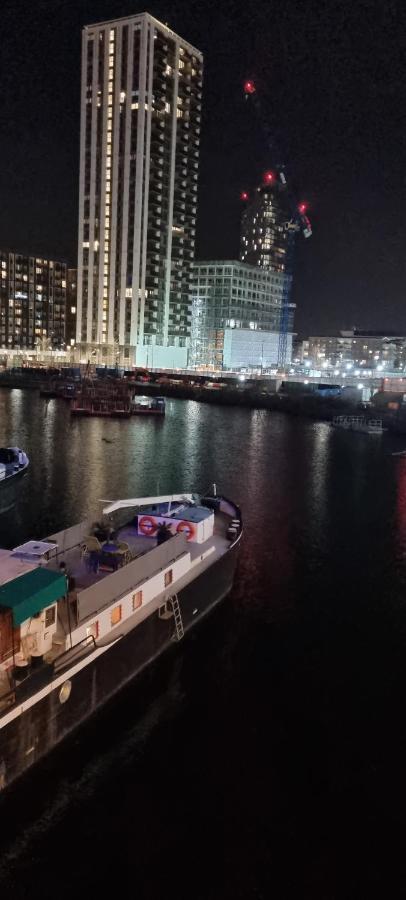 Double King Suite, Canary Wharf Waterfront London Ngoại thất bức ảnh